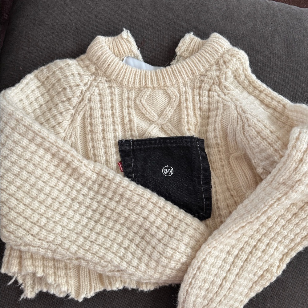 SAMI MIRO VINTAGE Cream Crew Neck Sweater